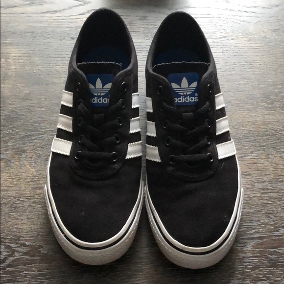 OG Addidas - Picture 2 of 3